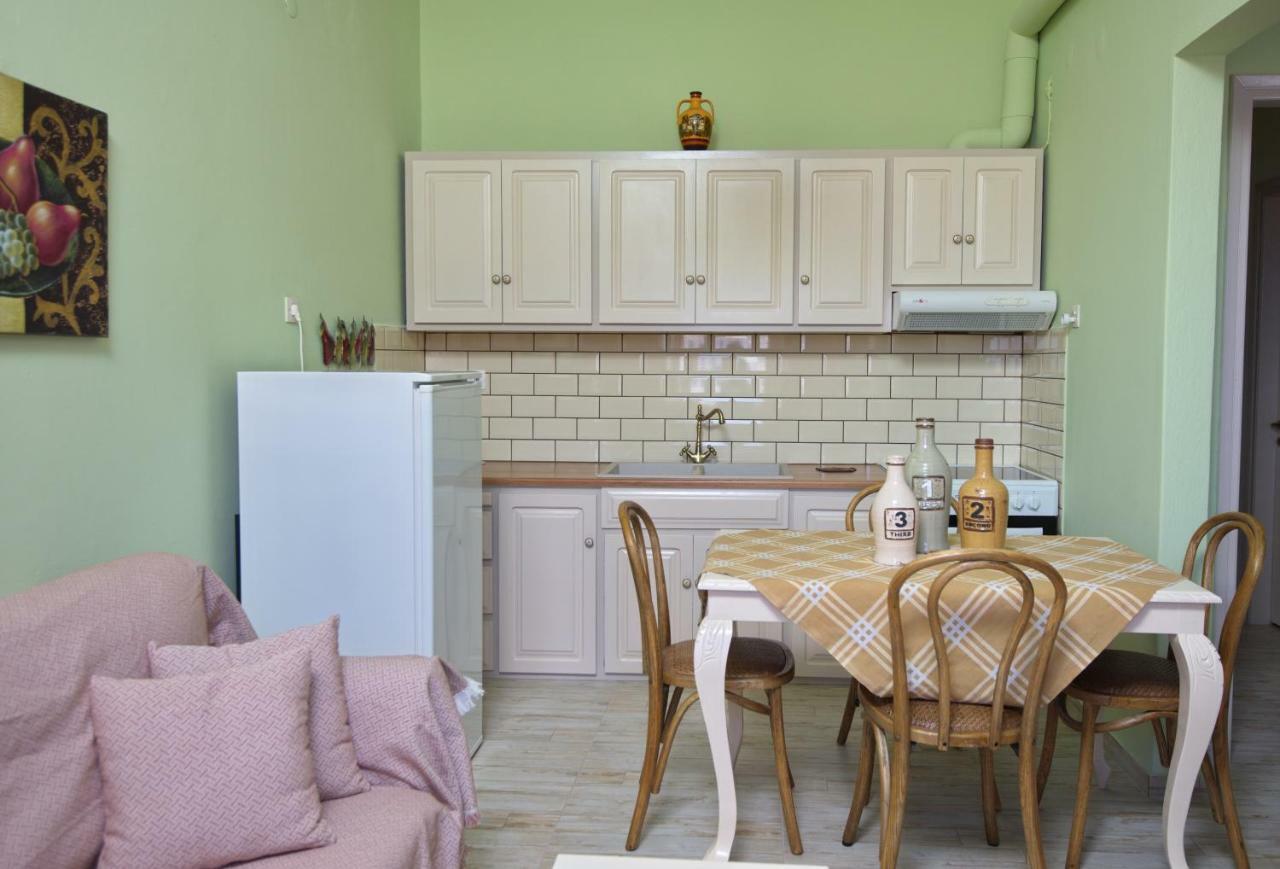 Appartement Theodora Patitiri